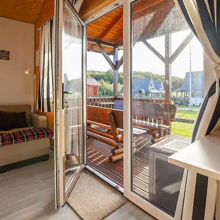 Letniskowe Figaro * Debina (Ustka)